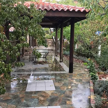 Loucaides Holiday home *